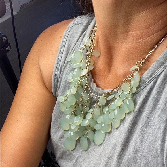 Gold and Jade Color Necklace - Picture 11 of 11